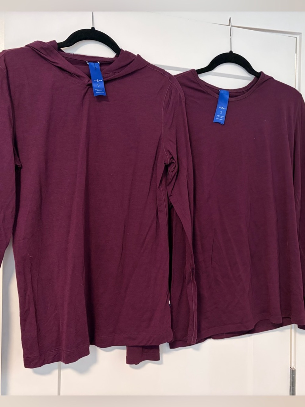 2 Kit and Ace Merino Wool Long Sleeved Tops